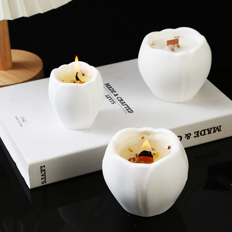 เทียนอโรมาสำหรับตกแต่งบ้าน รูป - Candle Fragrance บทวิจารณ์และราคา